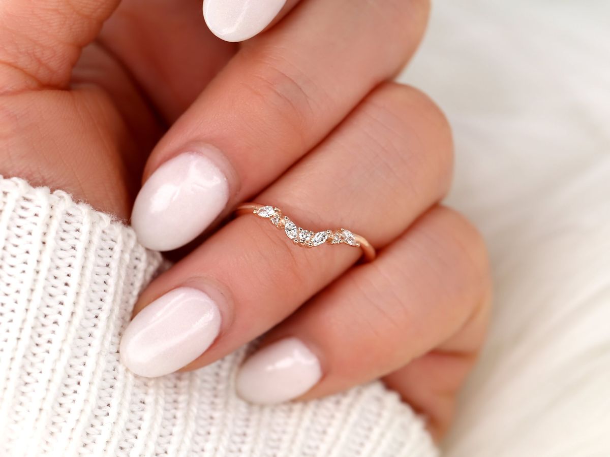 Stunning 0.15 TCW Marquise & Round Stones Curved Wedding Bands 8