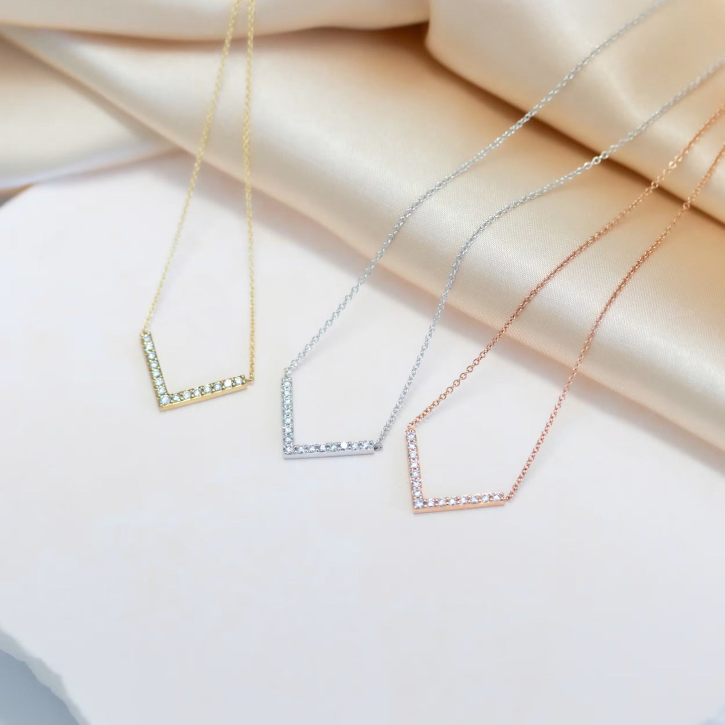 0.40 CT Round Moissanite Diamond V-Shape Pendant Necklace in Solid Gold 9