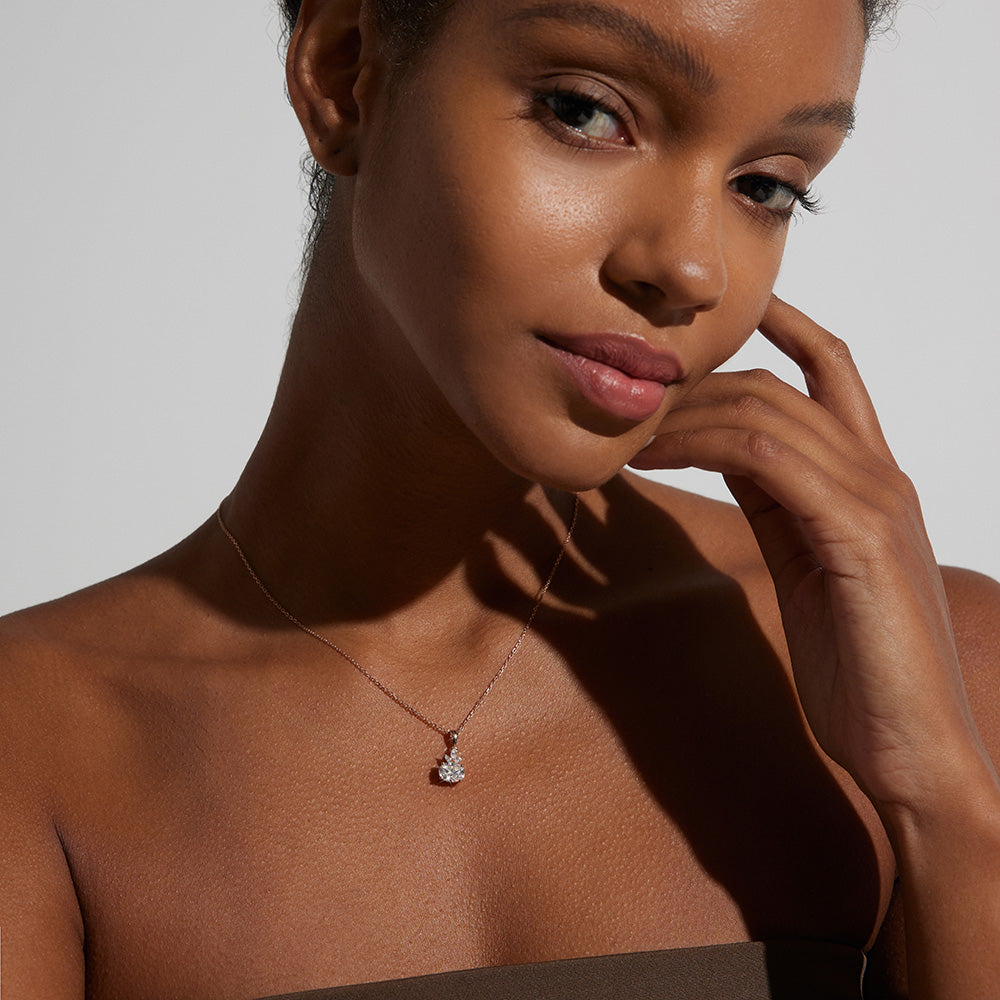 2.10 CT East West Oval Moissanite Diamond Cluster Pendant Necklace in Solid Gold 5