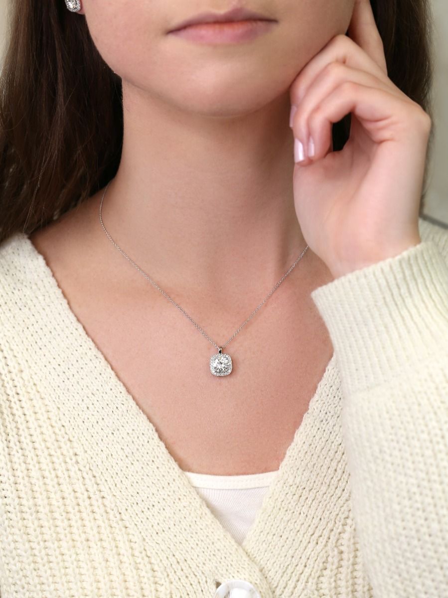2.0 CT Cushion Moissanite Diamond Halo Pendant Necklace in Solid Gold 6