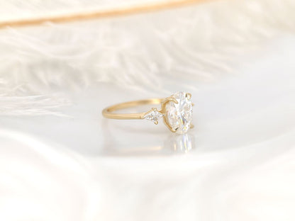 Stunning 2.5 CT Oval Moissanite Engagement Ring with Three Stone Design 3