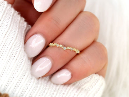 Stunning 0.07 TCW Round Moissanite Stones Leaf Nesting Metal Wedding Bands 5