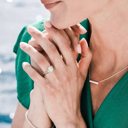 0.30 TCW Round Moissanite Diamond Bar Pendant Necklace in Solid Gold 3