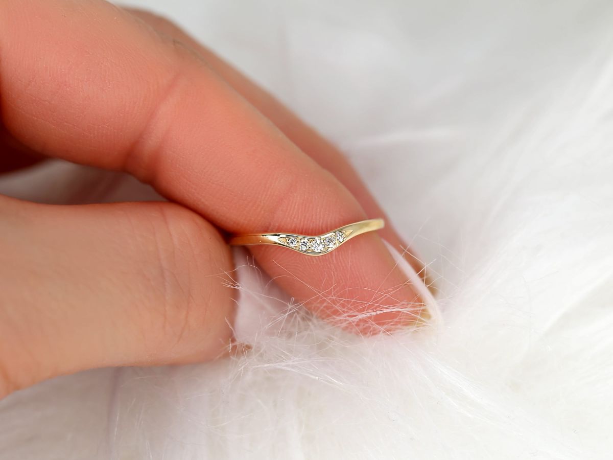 Stunning 0.06 TCW Round Moissanite Stones Curved Wedding Bands 5