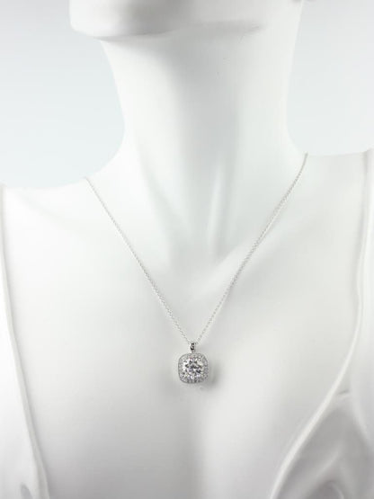 2.0 CT Cushion Moissanite Diamond Halo Pendant Necklace in Solid Gold 3