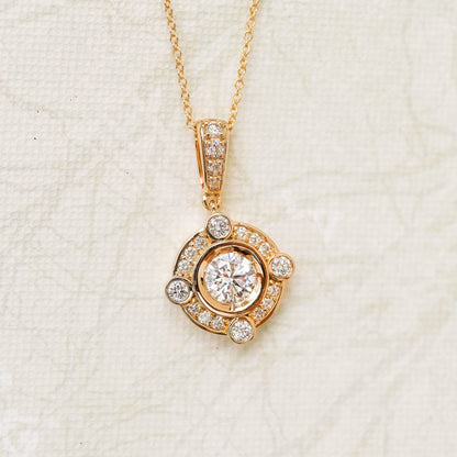 0.40 TCW Round Moissanite Diamond Halo Pendant Necklace in Solid Gold 2