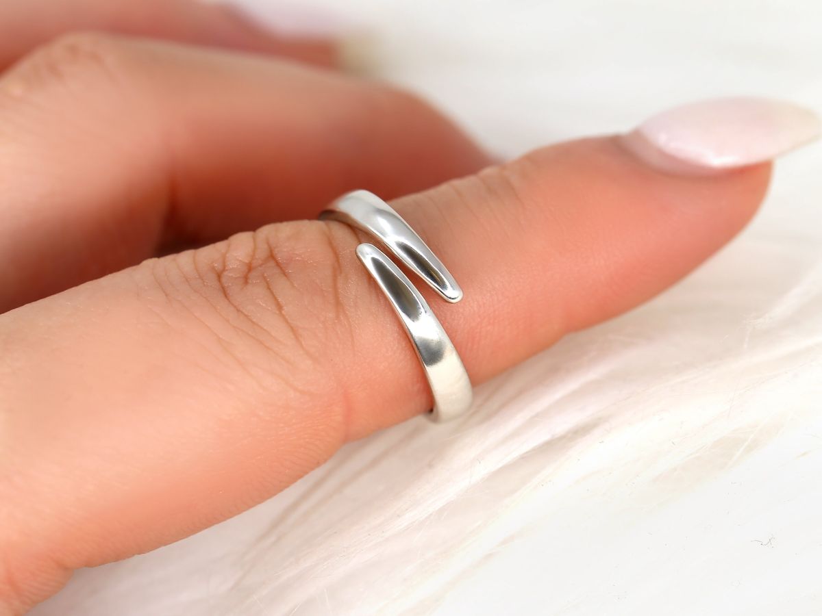 Stunning Bypass setting Wedding Bands 3