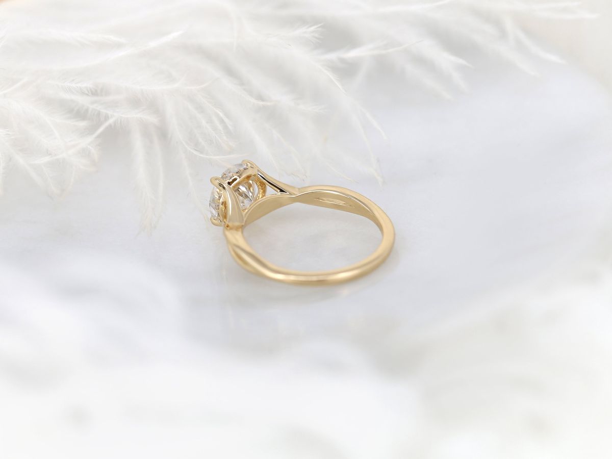 Stunning 2.0 CT Round Moissanite Engagement Ring with Hidden Halo Design 3