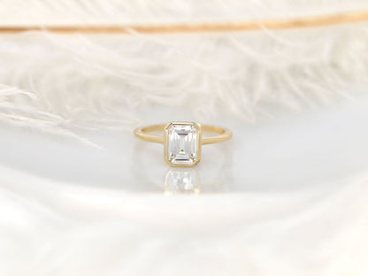 Stunning 1.75 CT Emerald Moissanite Engagement Ring with Bezel Design 1