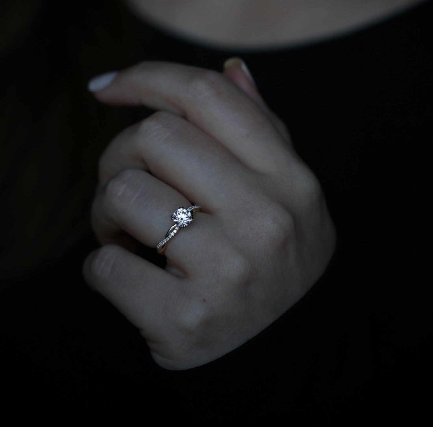 0.89 CT Round Cut Twisted Shank Pave CVD E/VS1 Diamond Engagement Ring 2