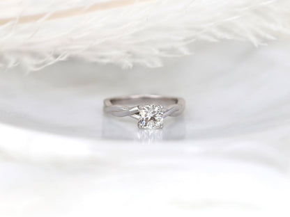 Stunning 1 CT Cushion Moissanite Engagement Ring With Solitaire Design 1