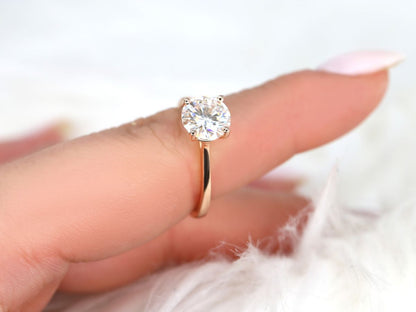 Stunning 2.0 CT Round Moissanite Engagement Ring with Solitaire Design 5