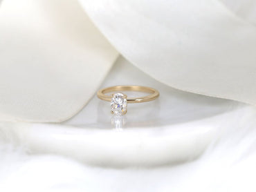 Stunning 0.90 CT Oval Moissanite Engagement Ring With Solitaire Design 2