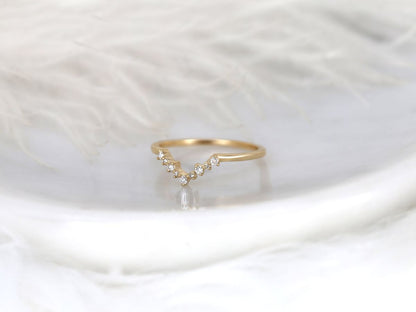 Stunning 0.10 TCW Round Moissanite Stones Curved Wedding Bands 2