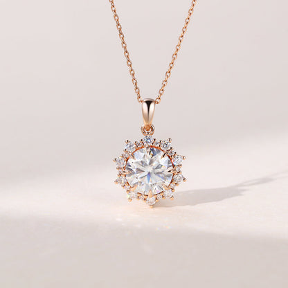 2.20 TCW Round Moissanite Diamond Cluster Halo Pendant Necklace in Solid Gold 1