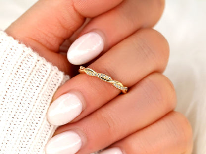 Stunning 0.11 TCW Round Moissanite Stones Halfway Twisted Wedding Bands 8