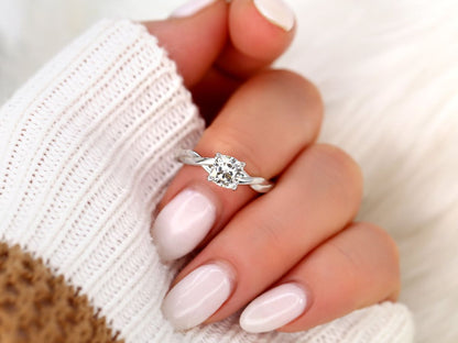 Stunning 1 CT Cushion Moissanite Engagement Ring With Solitaire Design 7