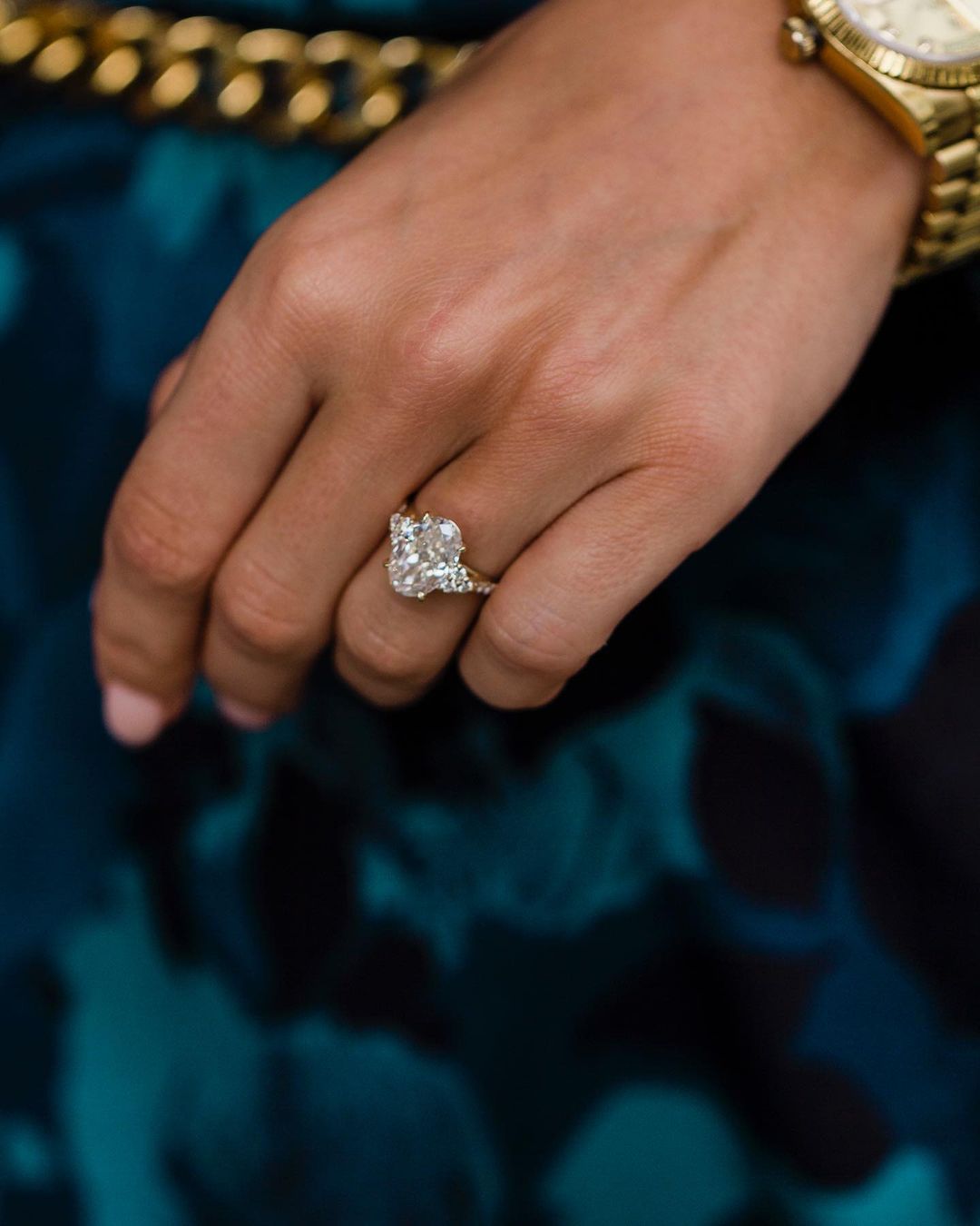 3.10 CT Oval Moissanite Ring Featuring Cluster Style 2