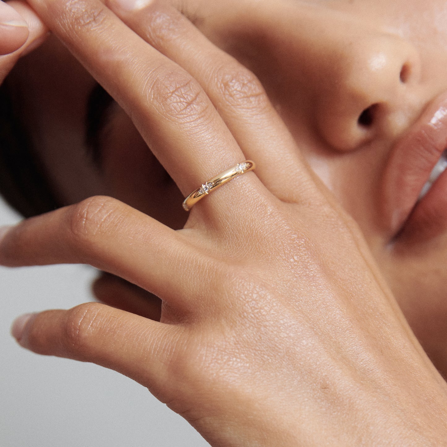 Stunning 0.10 TCW Round Moissanite Stones Flush Wedding Bands 5