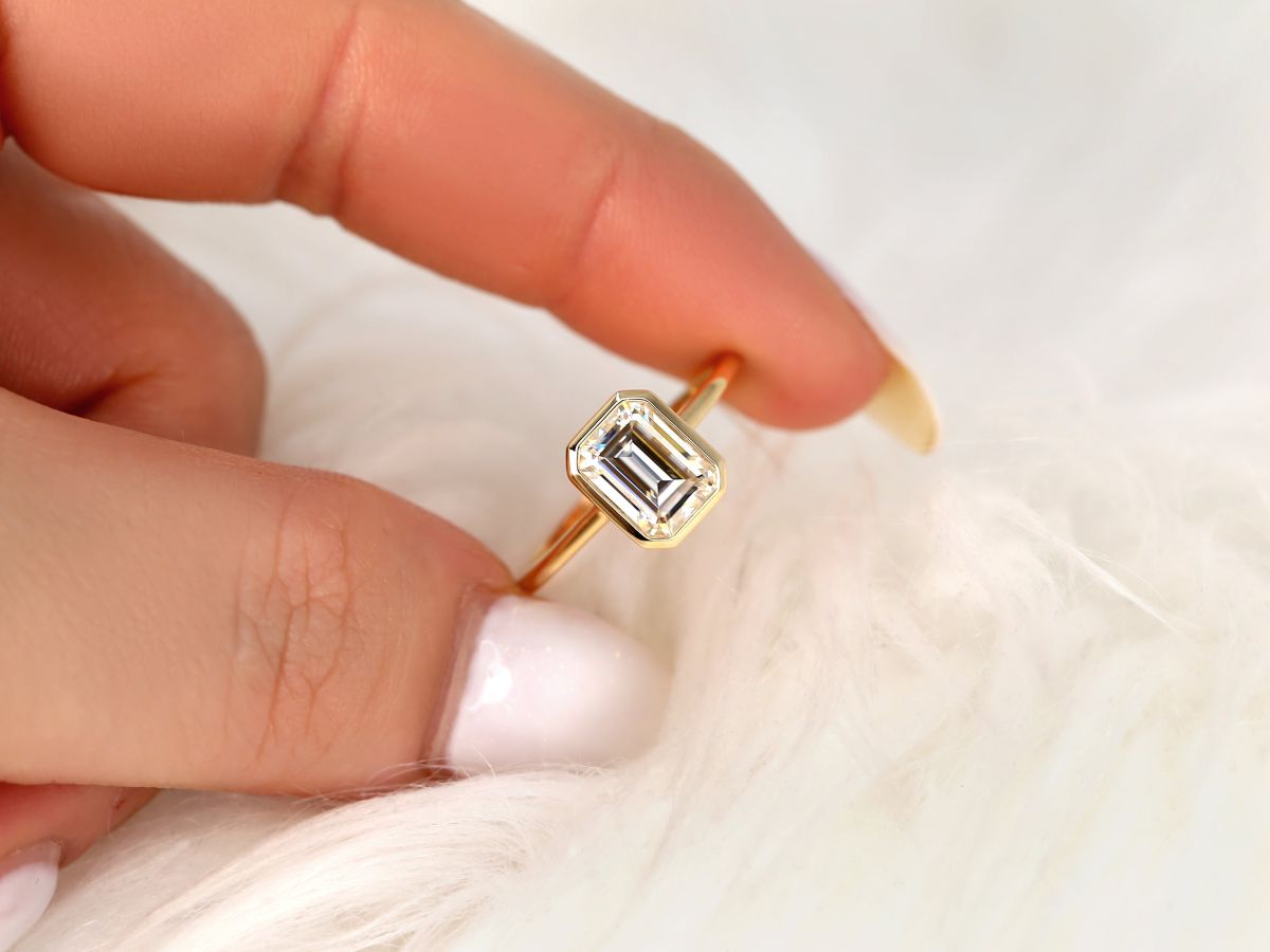 Stunning 1.75 CT Emerald Moissanite Engagement Ring with Bezel Design 8