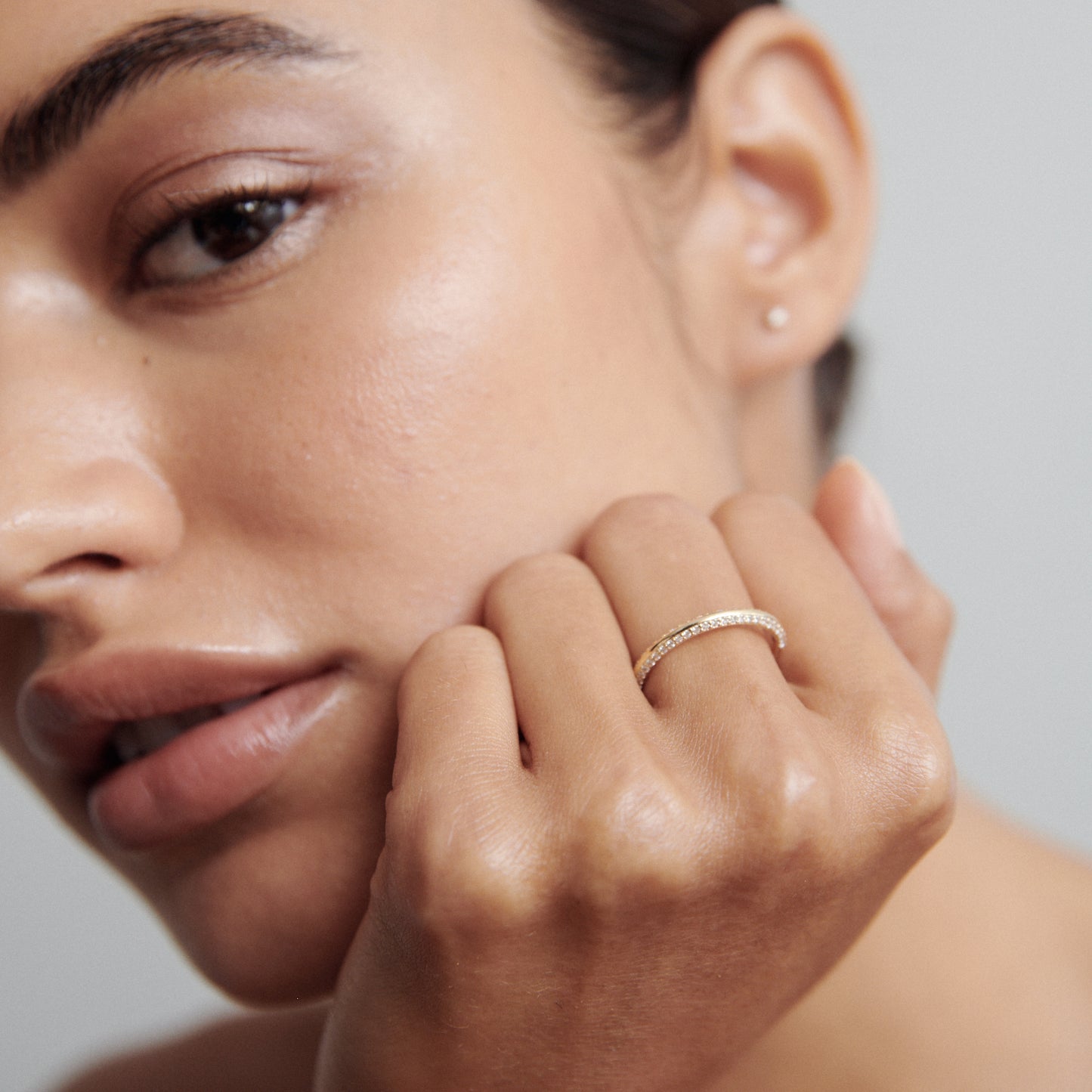 Stunning 0.2 TCW Round Moissanite Stones Knife Edge Wedding Bands 6