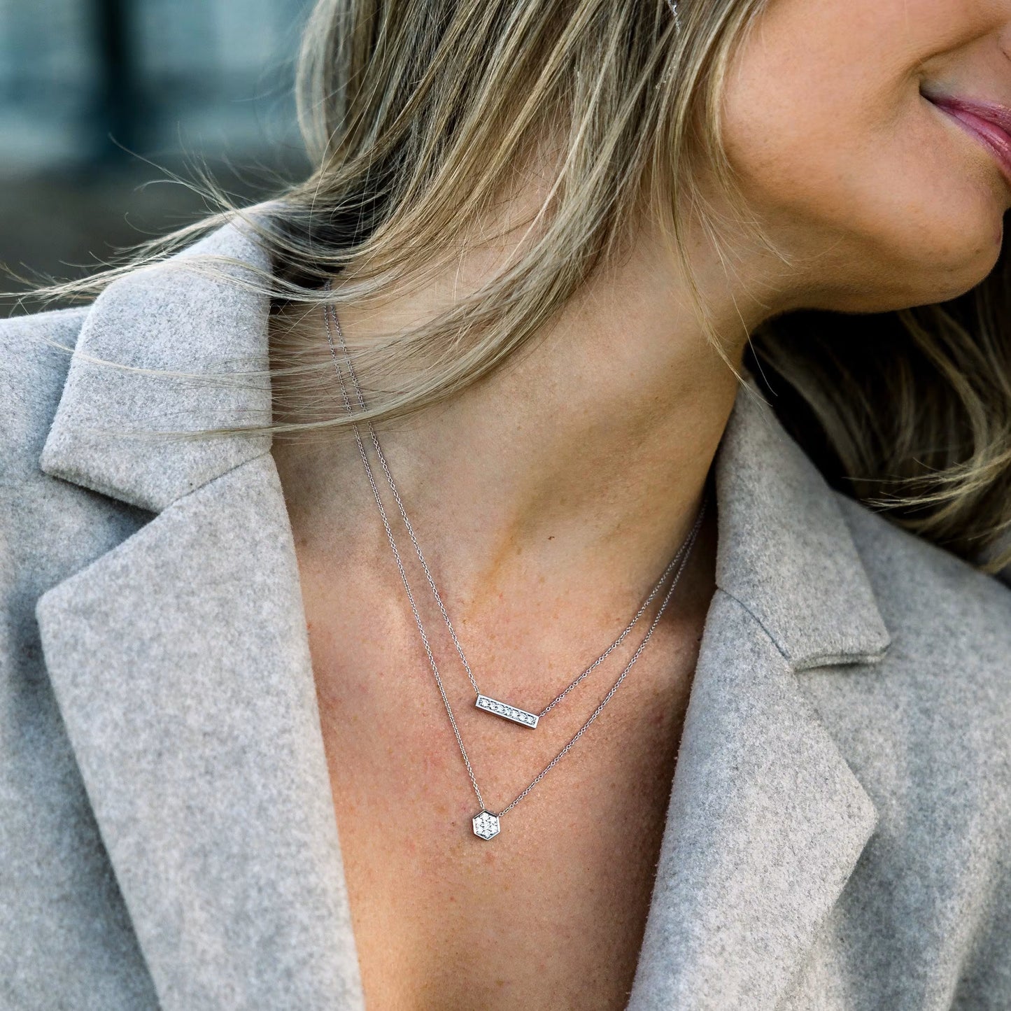 0.30 TCW Round Moissanite Diamond Bar Pendant Necklace in Solid Gold 4