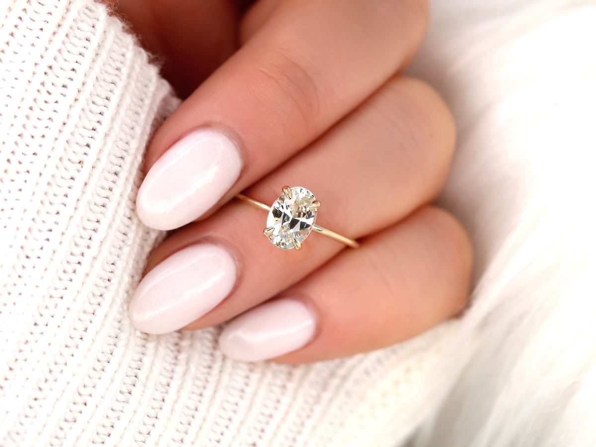 Stunning 1.98 CT Oval Moissanite Engagement Ring with Solitaire Design 7