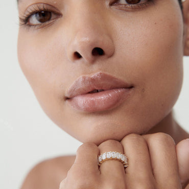 Stunning 3.30 TCW Emerald Moissanite Stones Half Eternity Wedding Bands 2