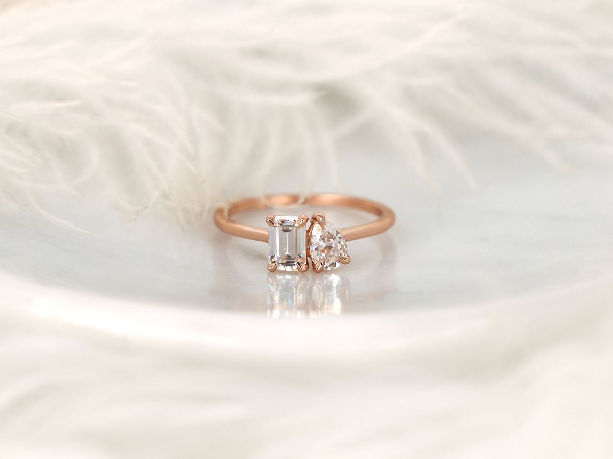 Stunning 0.43 CT & 0.58 CT Pear & Emerald Moissanite Engagement Ring with Two Stones Design 1