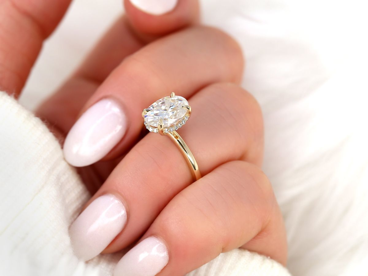 Stunning 2.5 CT Oval Moissanite Engagement Ring with Hidden Halo Design 6