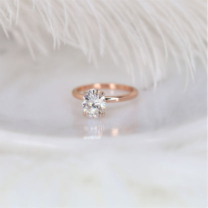 Stunning 2.0 CT Oval Moissanite Engagement Ring with Solitaire Design 2