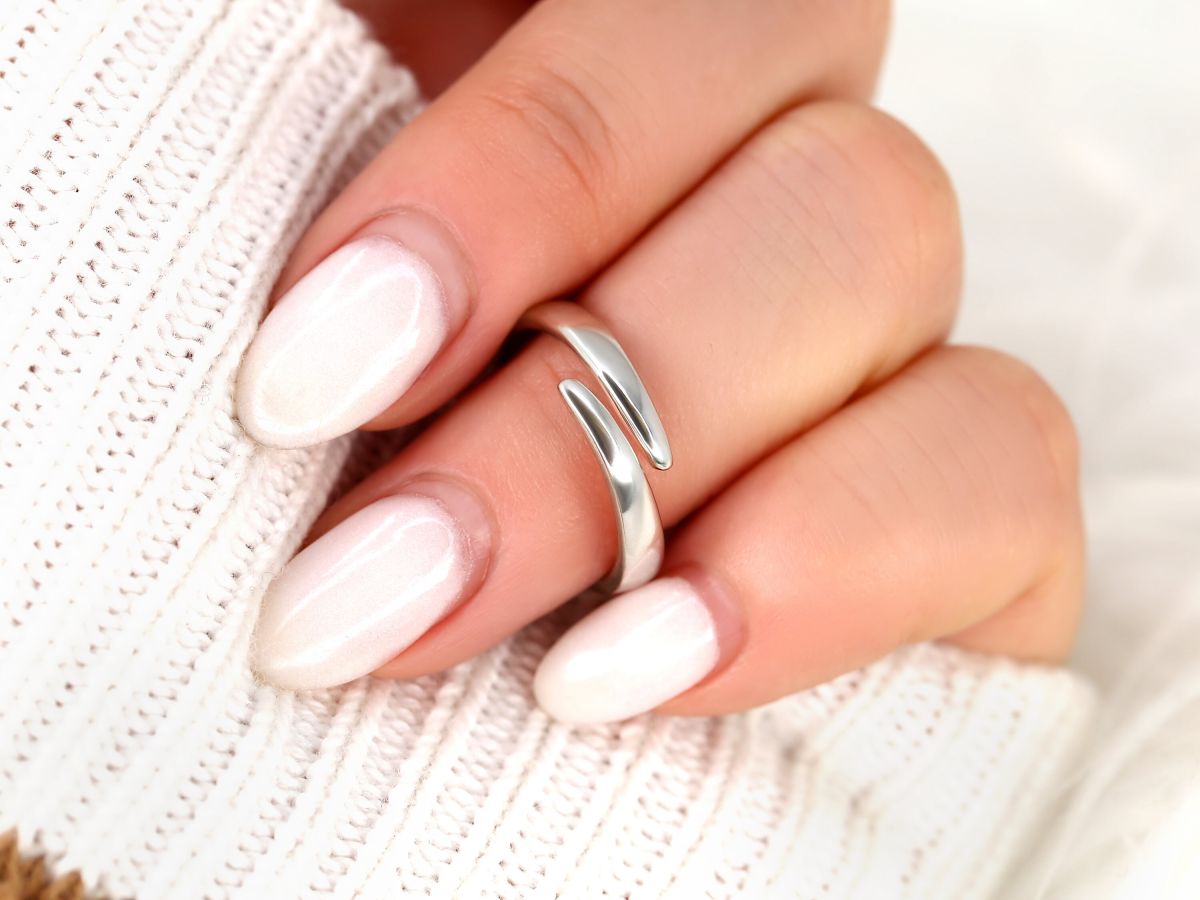 Stunning Bypass setting Wedding Bands 4