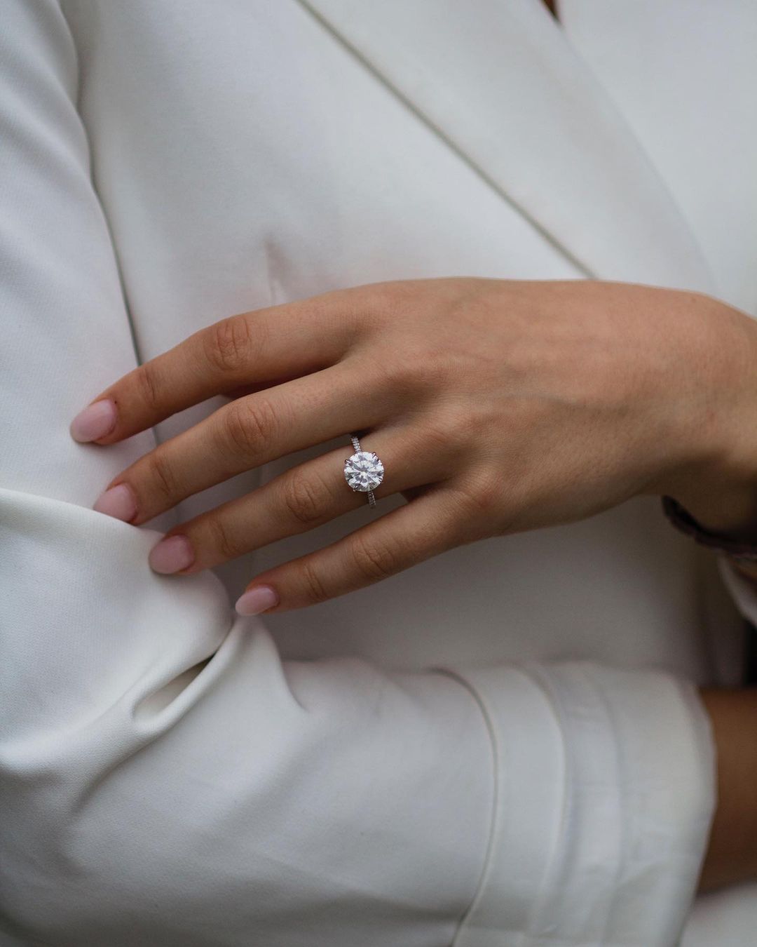 3.10 CT Round Pave Moissanite Engagement Ring 2