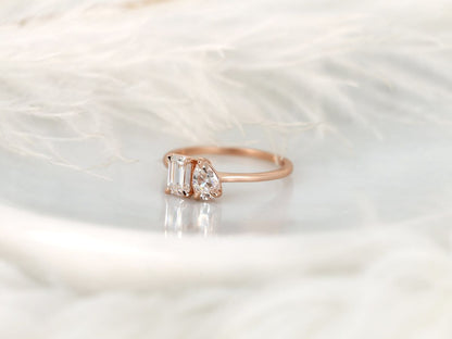 Stunning 0.43 CT & 0.58 CT Pear & Emerald Moissanite Engagement Ring with Two Stones Design 3