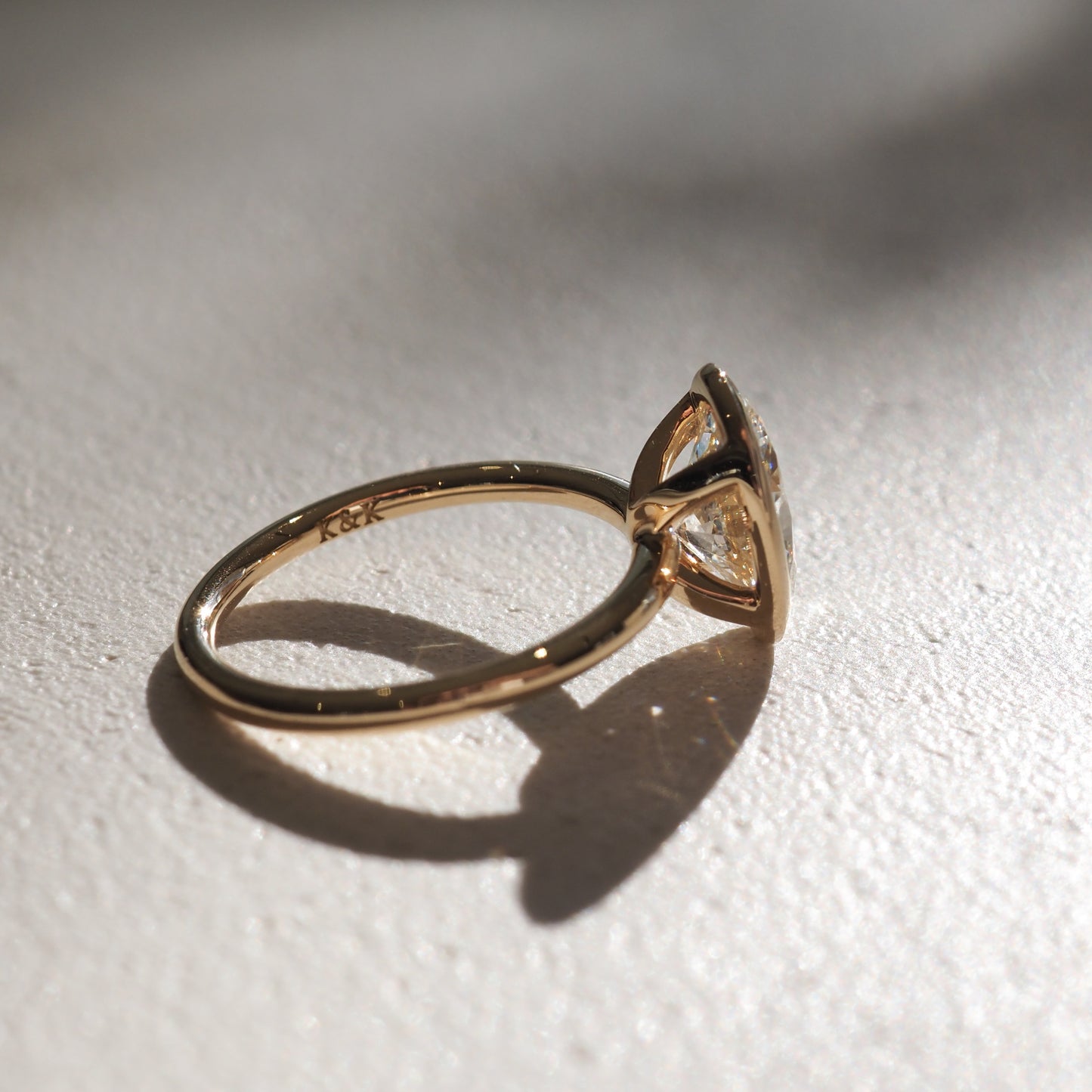 Stunning 2.0 CT Oval Moissanite Engagement Ring with Solitaire Design 2