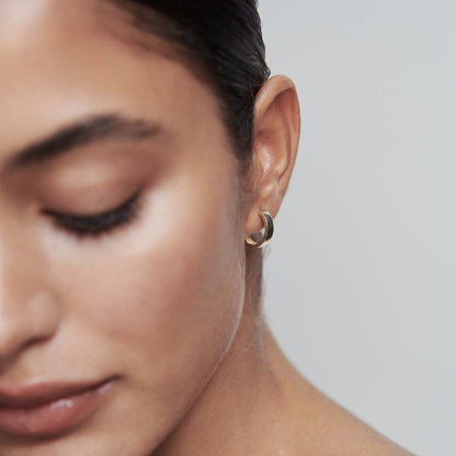 Square Huggies Earrings in Gold 8