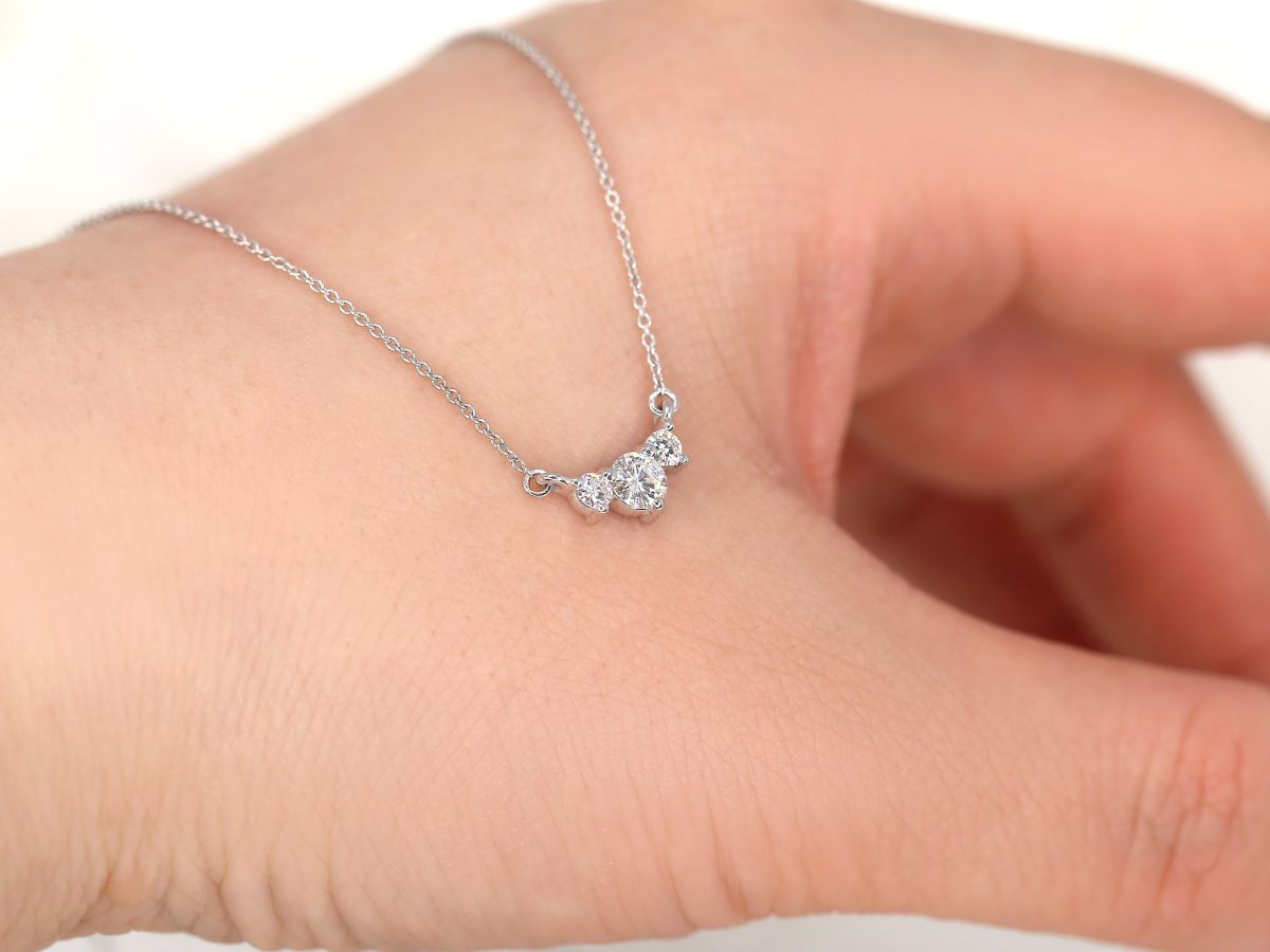 0.30 CT Round Moissanite Diamond Three Stone Pendant Necklace in Solid Gold 3