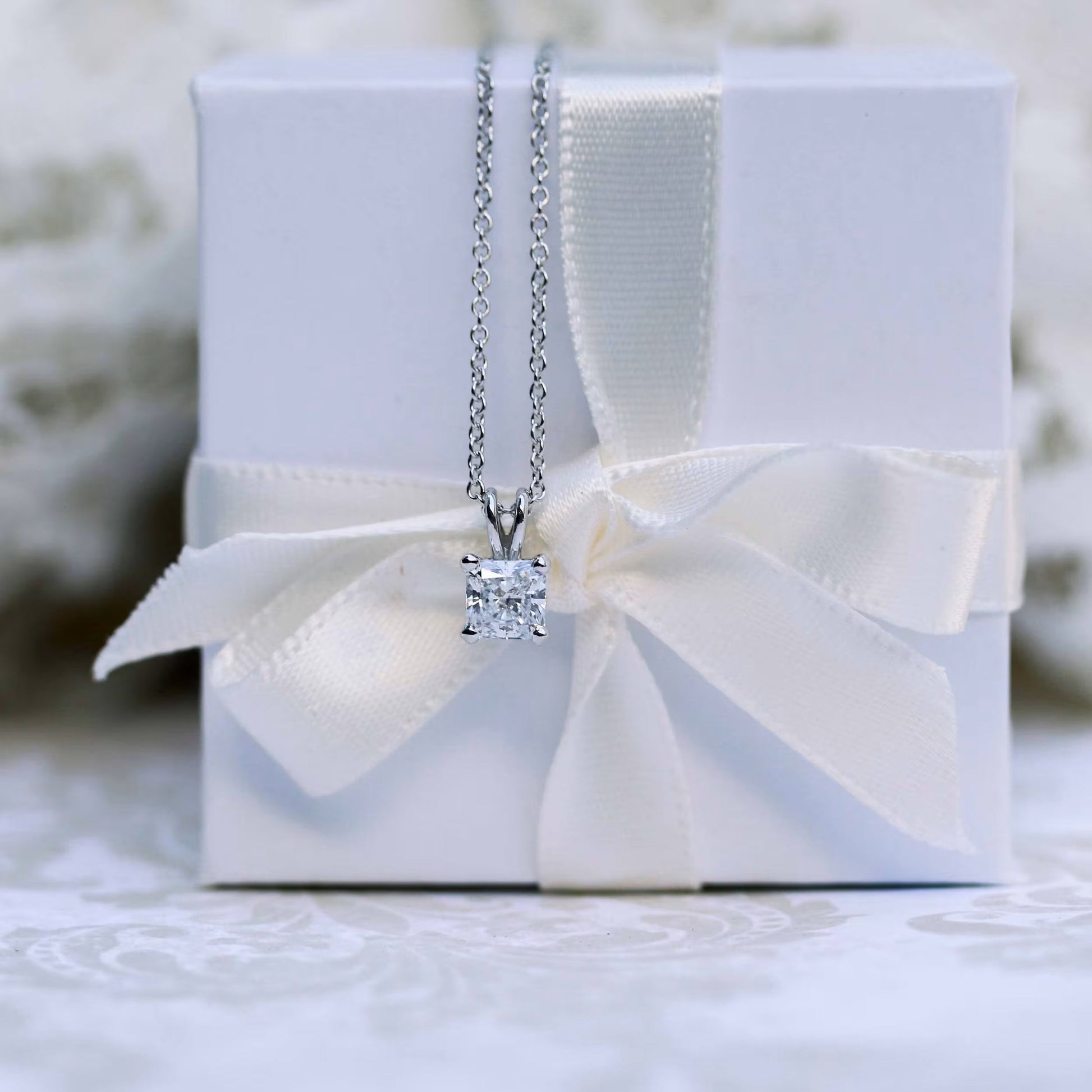 1.0 CT Radiant Cut Moissanite Diamond Solitaire Pendant Necklace in Solid Gold 3