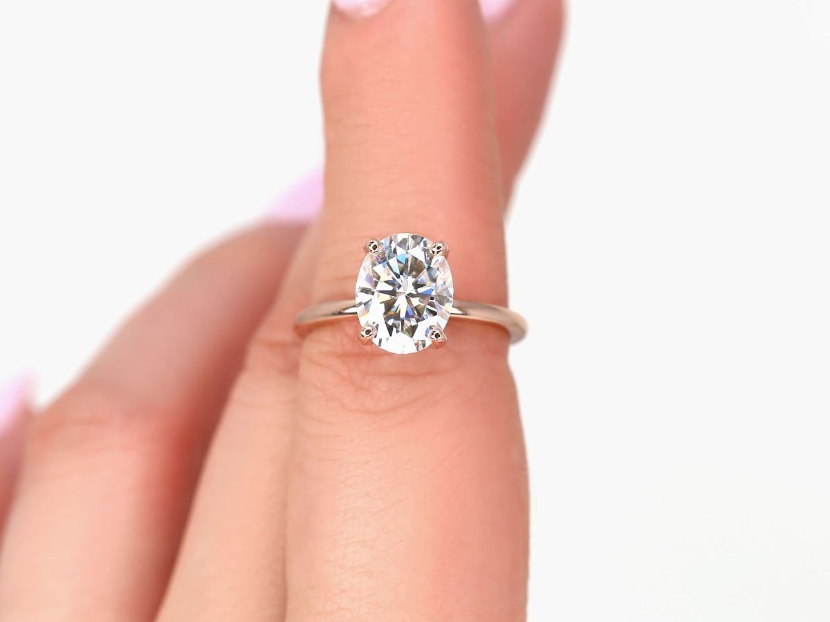 Stunning 3.0 CT Oval Moissanite Engagement Ring with Solitaire Design 5