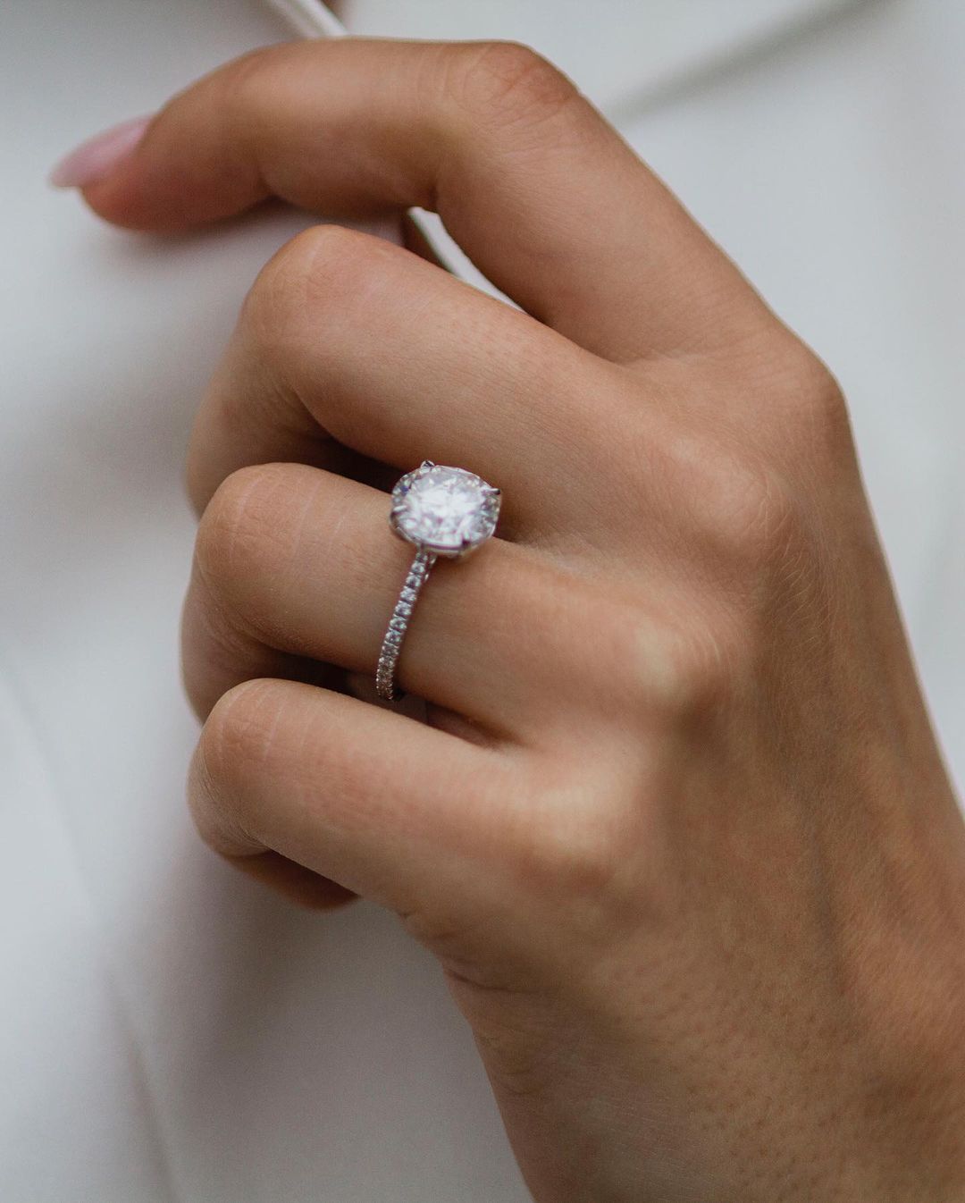 3.10 CT Round Pave Moissanite Engagement Ring 5