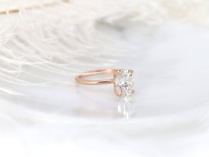 Stunning 3.0 CT Oval Moissanite Engagement Ring with Solitaire Design 2