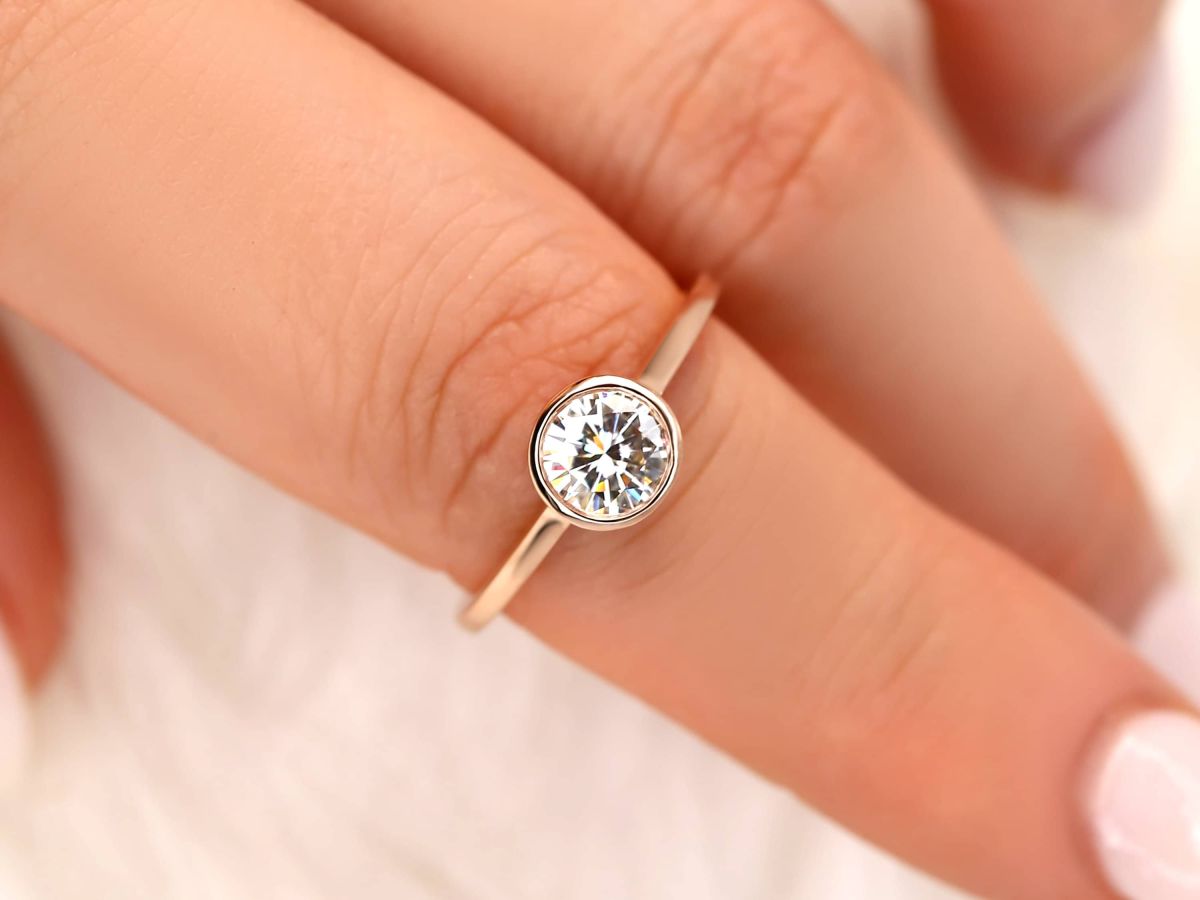 Stunning 0.75 CT Round Moissanite Engagement Ring With Bezel Design 7
