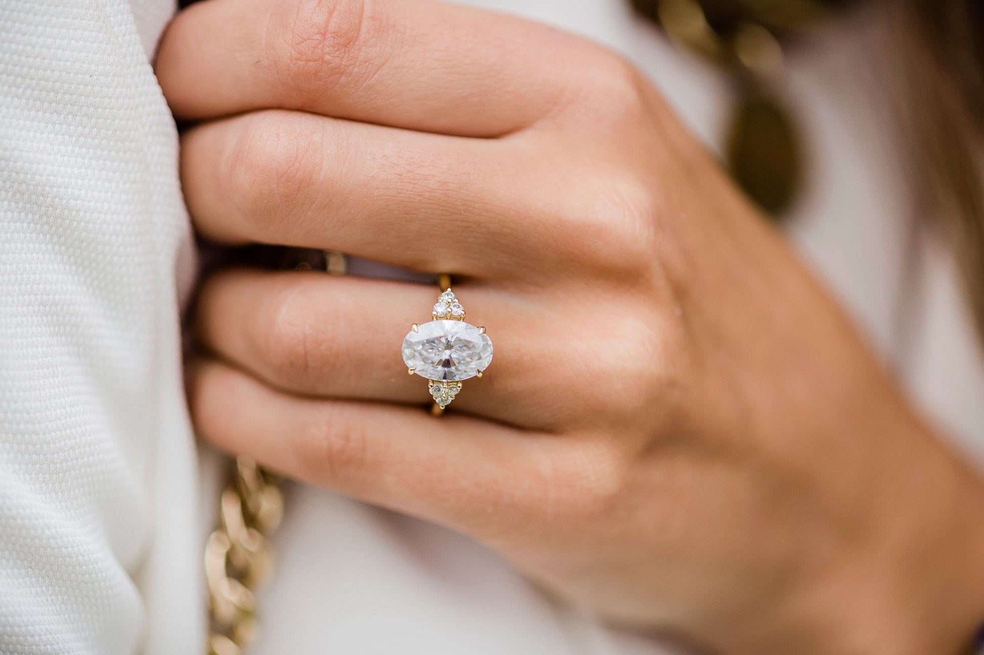 4.0 CT Oval Moissanite Ring Featuring Cluster Style 6