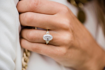 4.0 CT Oval Moissanite Ring Featuring Cluster Style 6