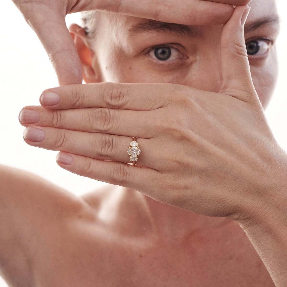 Stunning 1.5 CT Oval Moissanite Engagement Ring with Three Stone Design 5