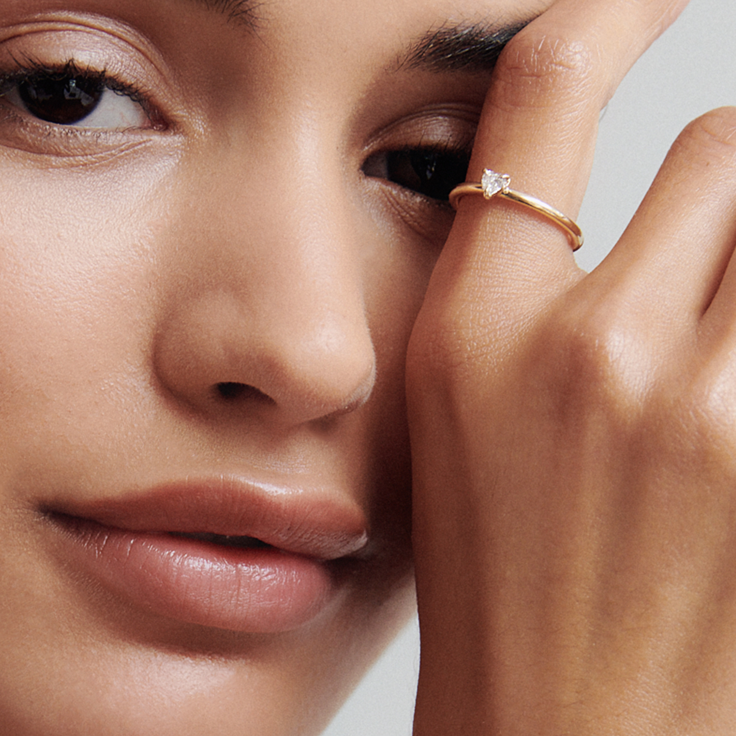 Stunning 0.15 CT Heart Moissanite Engagement Ring with Solitaire Design 5