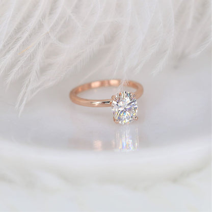 Stunning 2.0 CT Oval Moissanite Engagement Ring with Solitaire Design 3