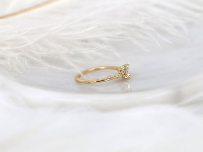 Stunning 0.75 CT Round Moissanite Engagement Ring With Cluster Design 4