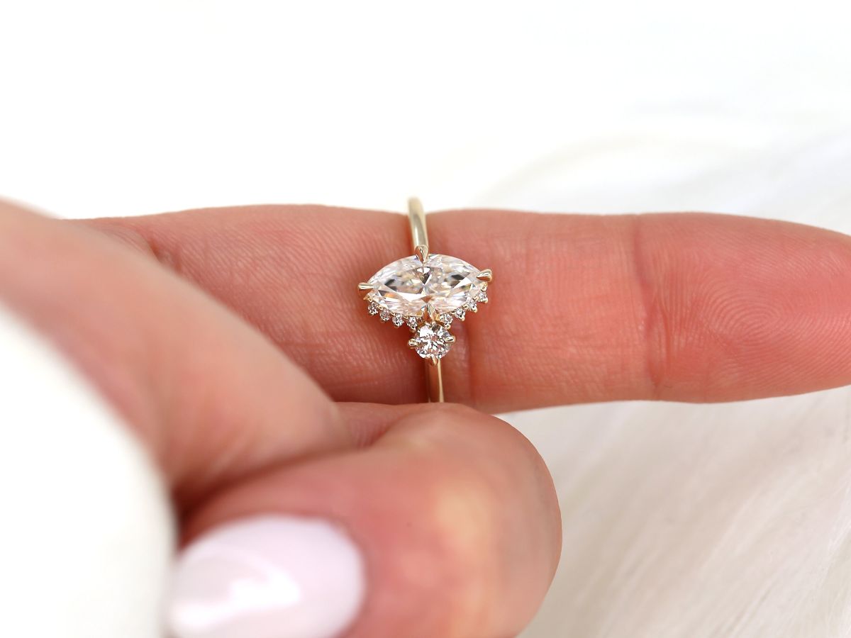 Stunning 1 CT Marquise Moissanite Engagement Ring with Cluster Design 4