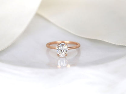 Stunning 1.5 CT Oval Moissanite Engagement Ring with Hidden Halo Design 1